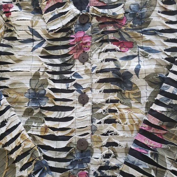 New Directions Sport Floral Cut Out Jacket - Picture 3 of 7